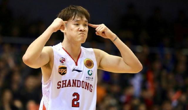 安东尼的身价也从7500万欧降至3500万欧。